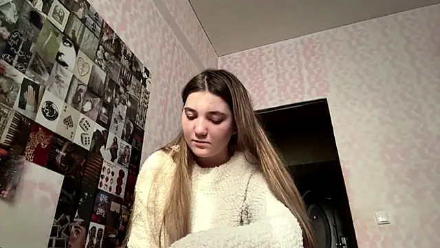 JanineThielman Adlı Modelin Canlı XXX Sohbeti