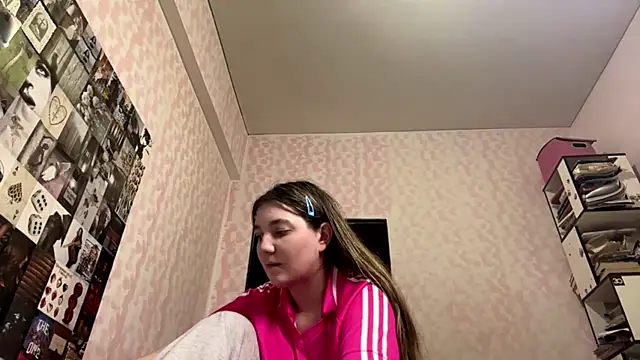 Chat +18 de JanineThielman ao vivo