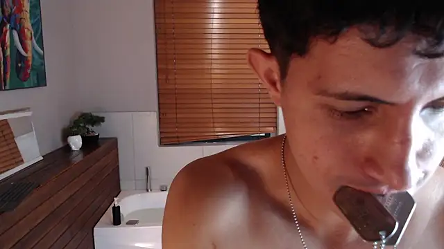 โชว์เว็บแคมของ kamal_wolff