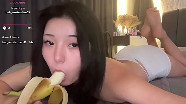 minnie_joy élő XXX-chatje
