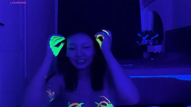 minnie_joy Pertunjukan Webcam