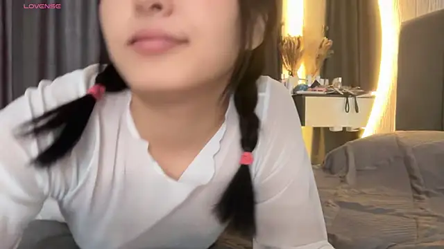 Chat +18 de minnie_joy ao vivo