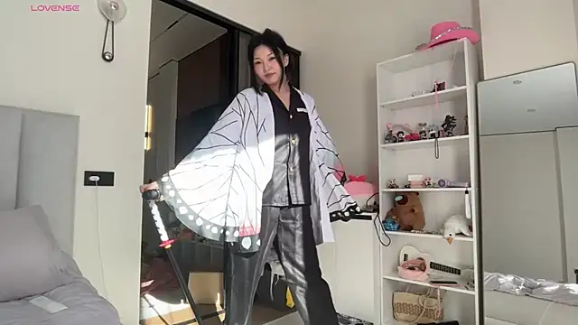צ'אט XXX בשידור חי של minnie_joy