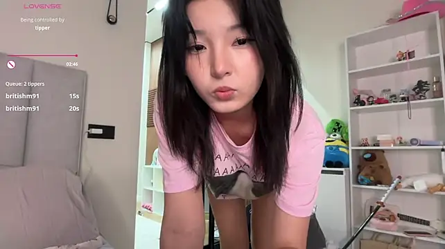 Chat +18 de minnie_joy ao vivo