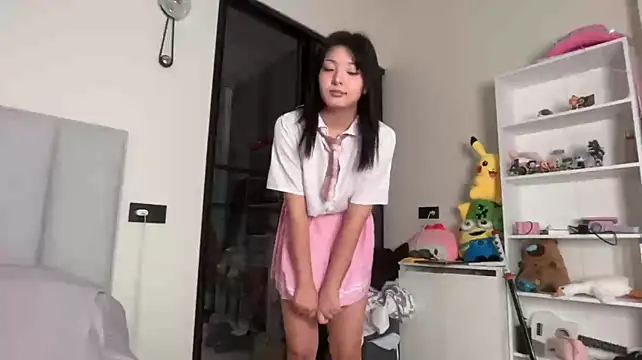 minnie_joy Pertunjukan Webcam