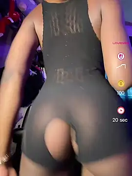 MidnightChanel's Webcam Show