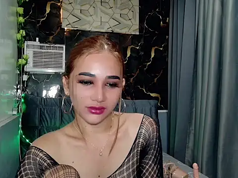 Demonsfuck Show in webcam