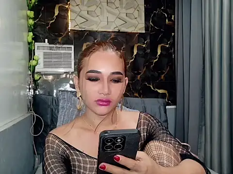 Webkamerová show Demonsfuck