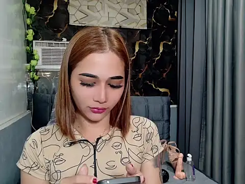 Demonsfuck Show in webcam
