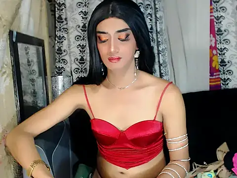 Queeny_Cassandra Show in webcam