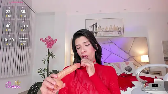 michelle_Delacour's Webcam Show