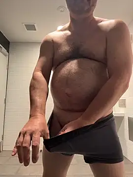 chubbylittlesecret Show in webcam