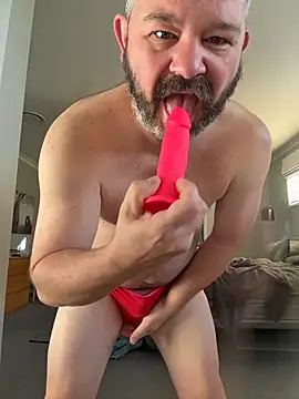 chubbylittlesecret Show in webcam