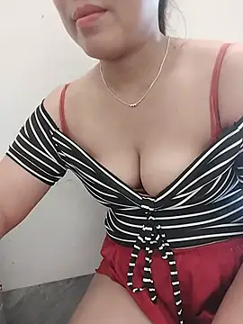Kelly-sex69 Adlı Modelin Canlı XXX Sohbeti