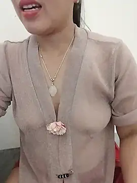 Kelly-sex69 现场XXX聊天