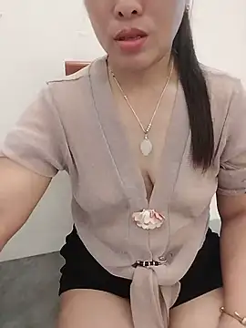 Kelly-sex69's Webcam Show