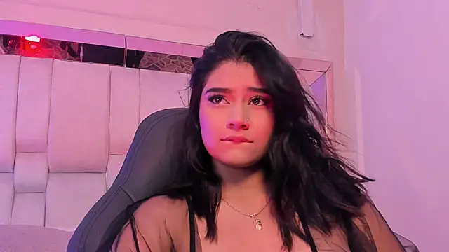 KatherineRuiz_ 现场性爱视讯表演