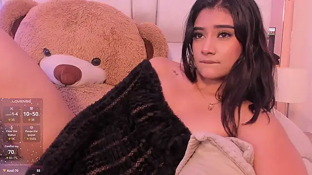 KatherineRuiz_ Show in webcam