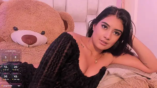 KatherineRuiz_ Show Webcam