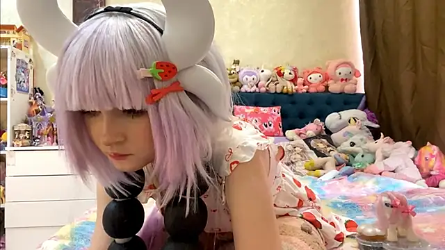 AlisaHoshiCos' Webcam Show