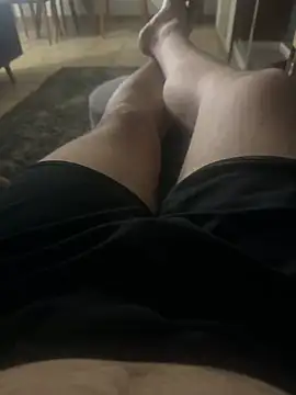 MemorableVector66 Show in webcam