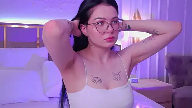 CindyMil's Live XXX Chat
