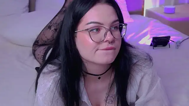 CindyMil Adlı Modelin Canlı XXX Sohbeti