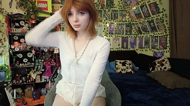 MeviCoral's Webcam Show