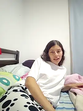 IrisBound Pertunjukan Webcam