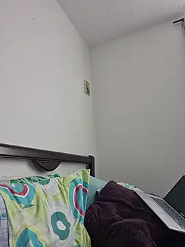 IrisBound's Live XXX Chat