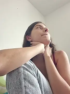 Chat +18 de IrisBound ao vivo