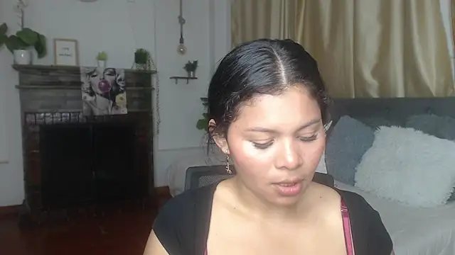Chat XXX en directo de Emma_hassani