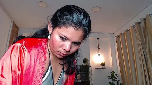 Chat +18 de Emma_hassani ao vivo