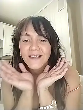 XXX chat uživo modela MilkCandyGirl
