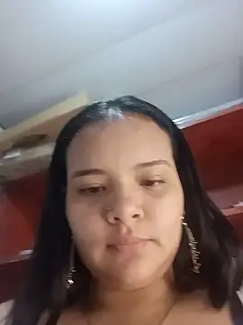 Chatroom XXX en direct de Emily_Rouse23