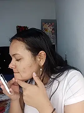 Онлайн чат XXX Emily_Rouse23