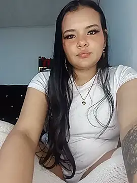 Emily_Rouse23 Obrolan Langsung XXX