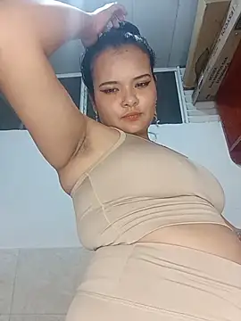 Emily_Rouse23 即時 XXX 聊天