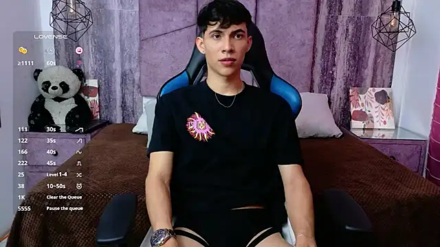 AronTawers Webcam-Show