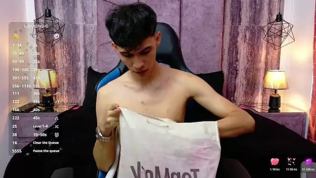AronTawers – webcam-show