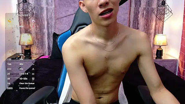 AronTawersn Webbikameraesitys