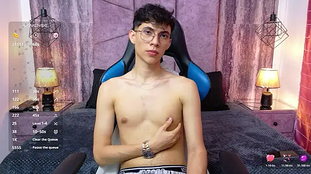 AronTawers' Webcam Show