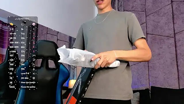 AronTawers Show Webcam