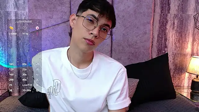 AronTawers' Webcam Show