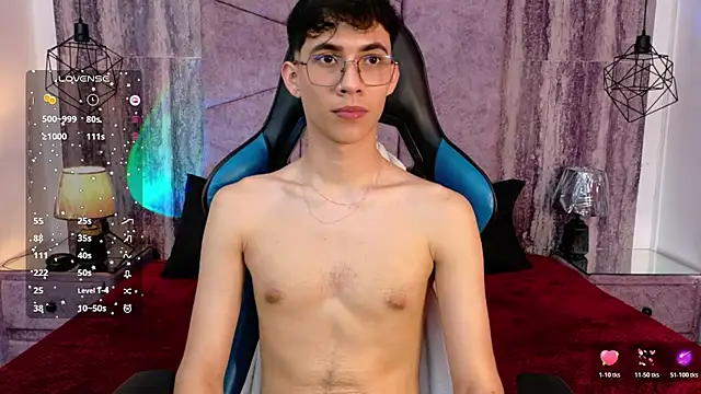 AronTawers' Webcam Show