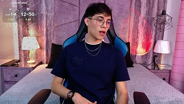 AronTawers 웹캠 쇼