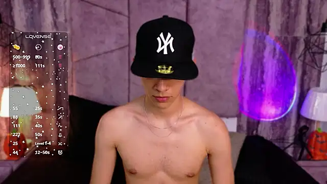 AronTawers Show Webcam