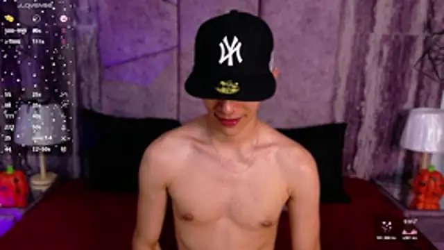 AronTawers webcam show