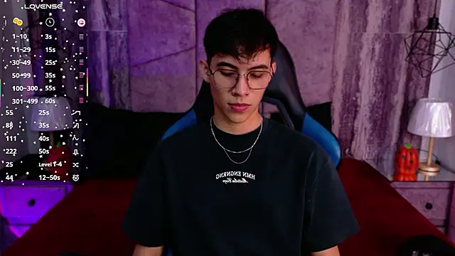 AronTawers' Webcam Show