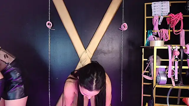 Morgana_N_Aithana's Webcam Show